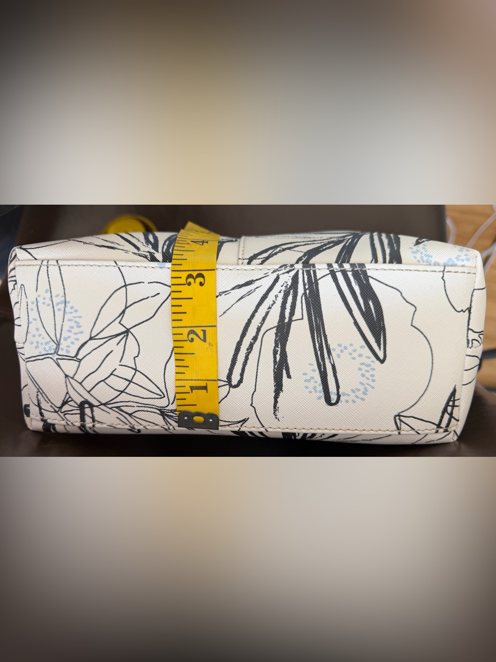 RADLEY LONDON Black & Cream Floral-Print Crossbody Bag - Picture 10 of 13